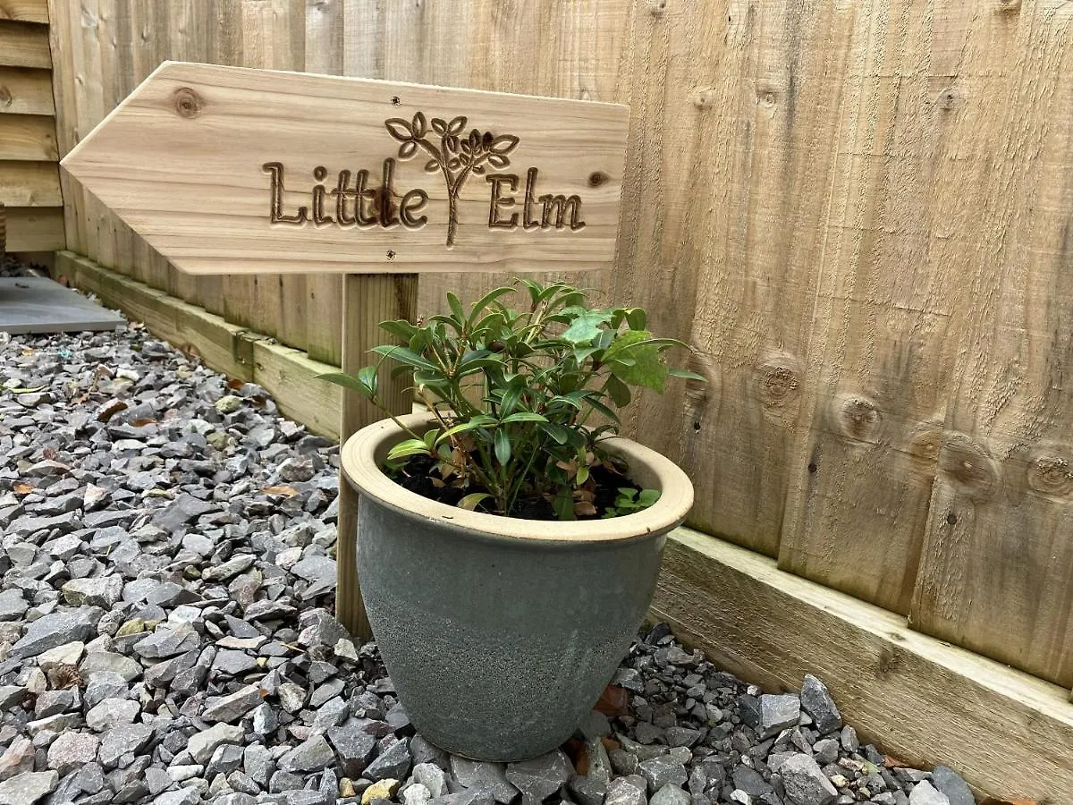 Little Elm - Luxury Home From Home, Free Parking, 30-40 Mins Walk From Bath City Centre